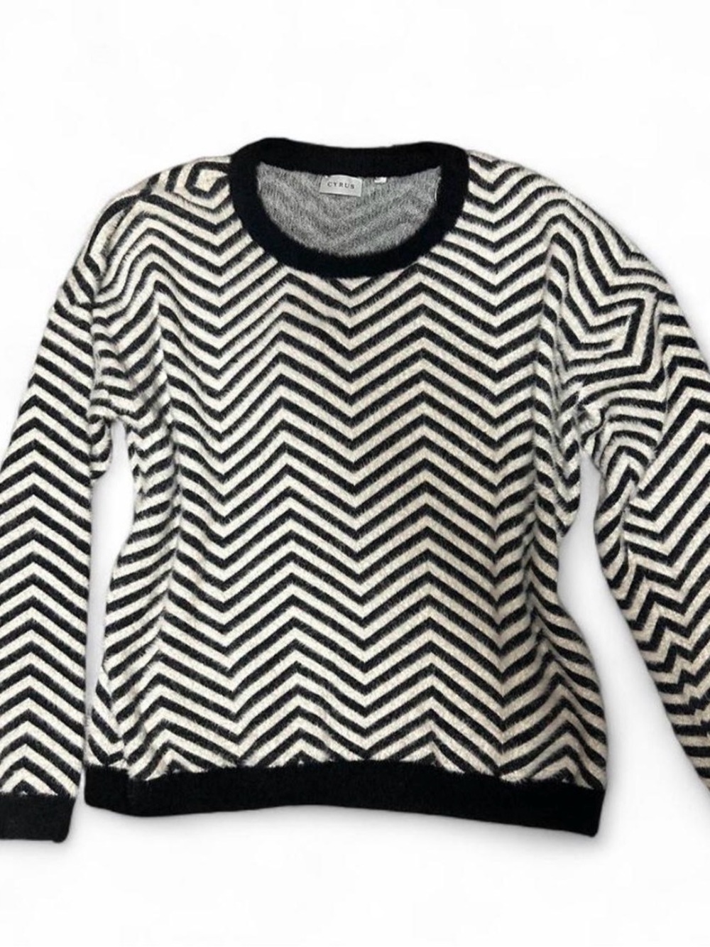 Cyrus Chic Black & White Chevron Crewneck Sweater 78% Nylon- Very Soft